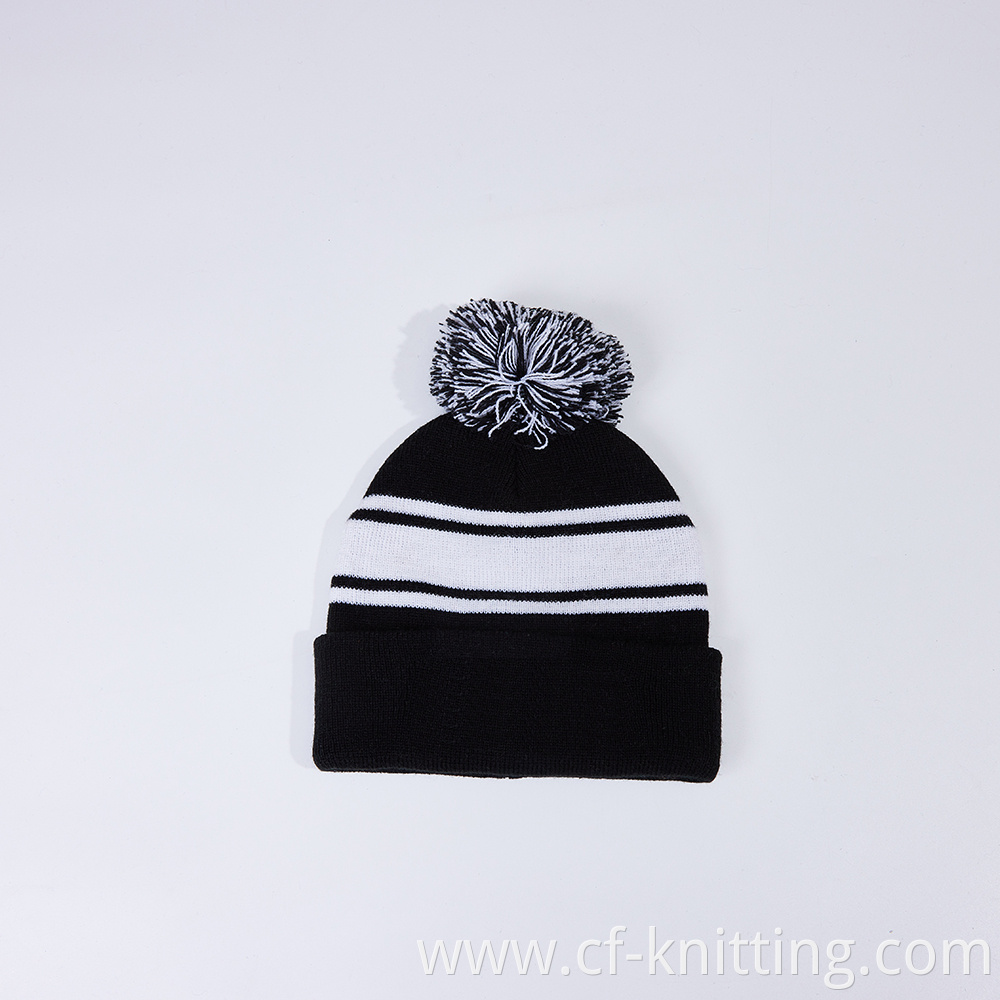 Cf M 0103 Knitted Beanie 2